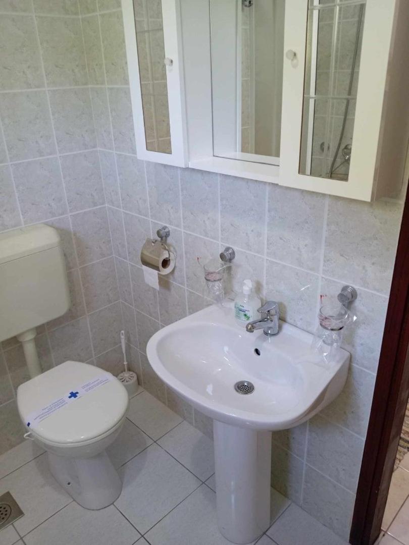 Apartments And Rooms By The Sea Martinscica, Cres - 23980 Pokój zdjęcie