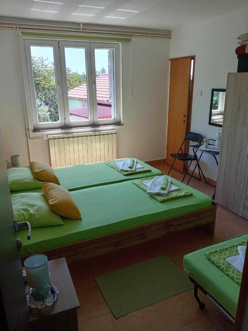 Apartments And Rooms By The Sea Martinscica, Cres - 23980 Zewnętrze zdjęcie