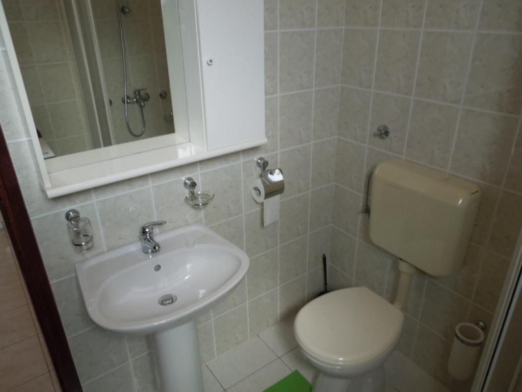 Apartments And Rooms By The Sea Martinscica, Cres - 23980 Zewnętrze zdjęcie