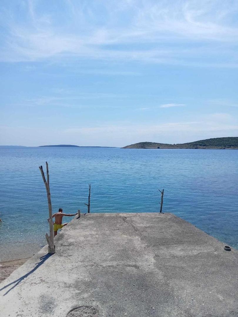 Apartments And Rooms By The Sea Martinscica, Cres - 23980 Zewnętrze zdjęcie