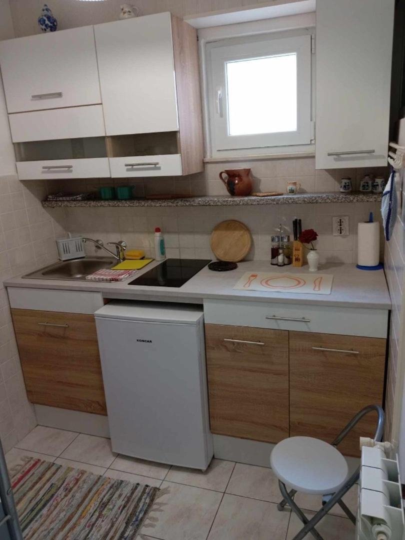 Apartments And Rooms By The Sea Martinscica, Cres - 23980 Zewnętrze zdjęcie