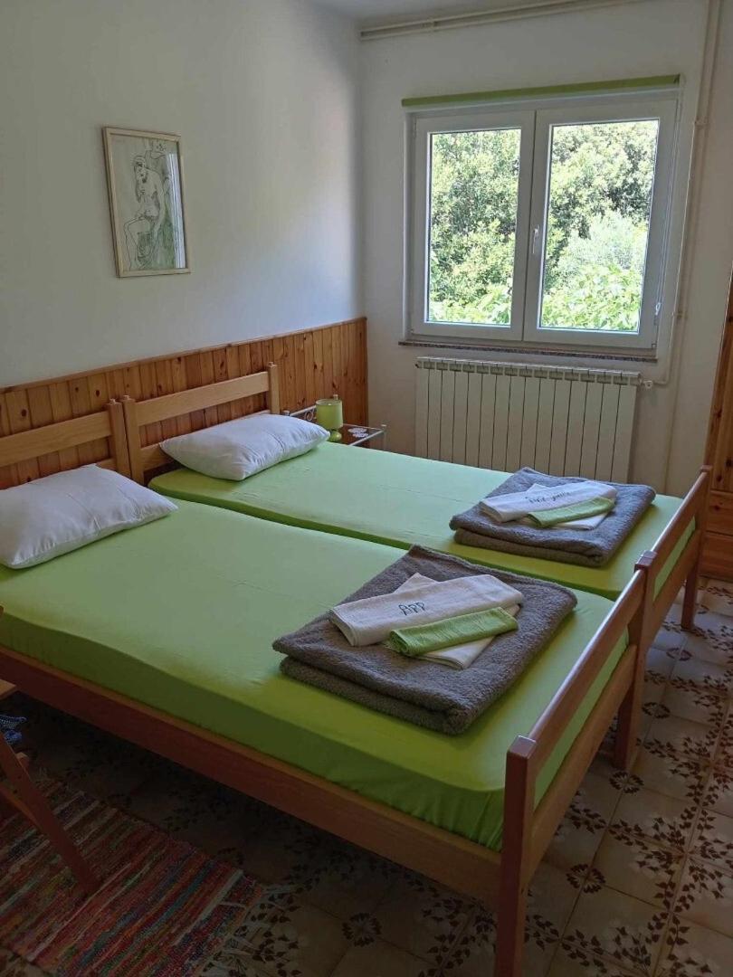 Apartments And Rooms By The Sea Martinscica, Cres - 23980 Zewnętrze zdjęcie